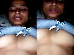 Desi Bhabhi Fucking in Midnight