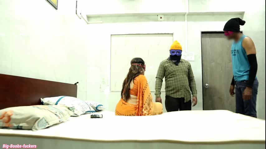 Threesome sex desi wife sharing with friend hardcore Anal fucking and Blowjob