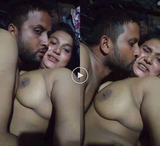 Desi village mature MILF indian aunty blue film hard fuck dewar