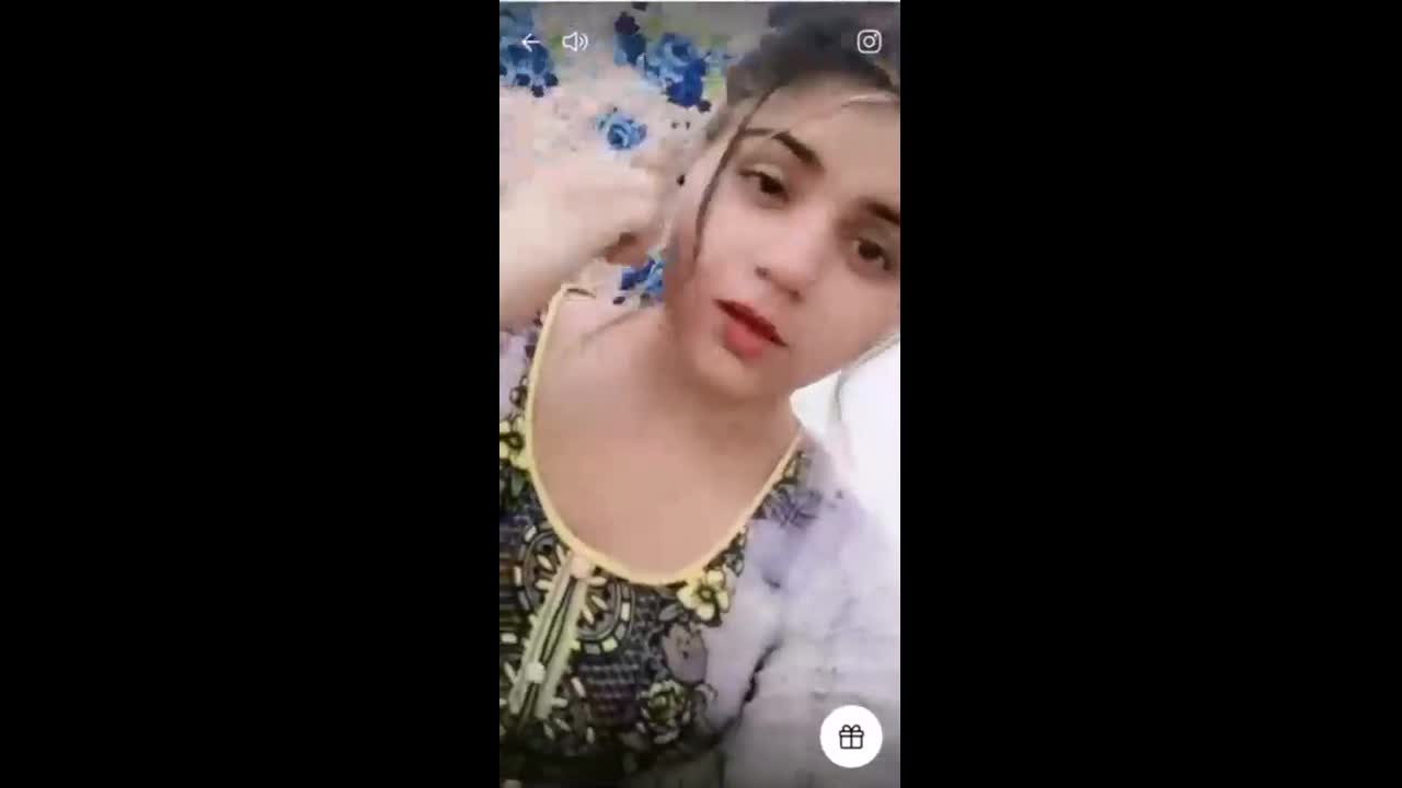 Khani Showing Boobs & Pussy and Fingering on 121 Tango Live with Face