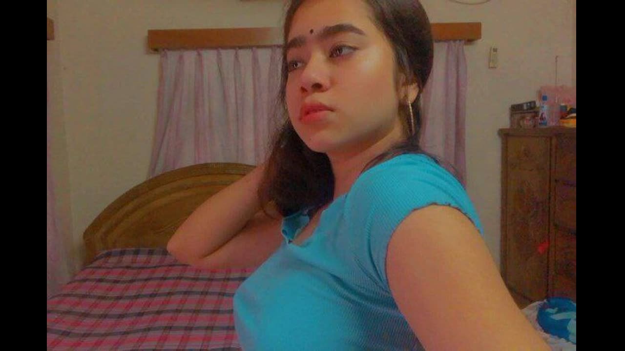 Horny Babe Masturbating Clip Update