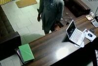 Boss Employee Affairs In Office