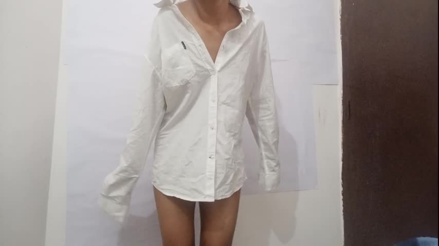 Desi Girl Fun – Horny Desi girl, sensual solo masturbation