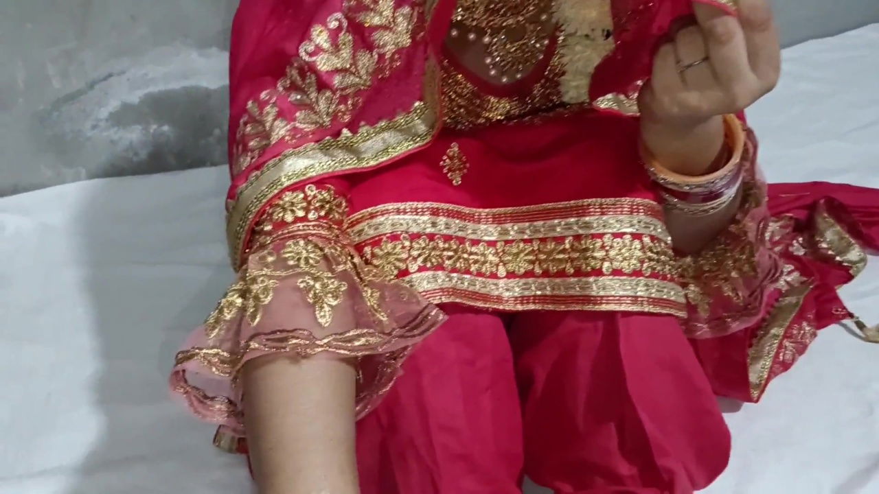 Most trending viral mms video of first night sex shooted by newly married