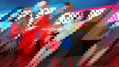 Lulu Chu & Kimmy Kimm – Asian Stepsisters