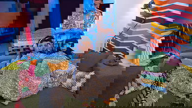 Mini Mitzix & Black Angel – Girls In Heat